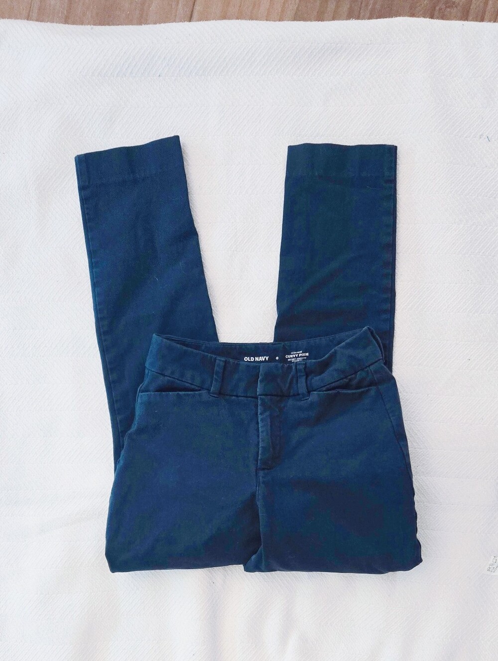 Old Navy Dark Navy Slim Pants with Curvy Pixie Fit